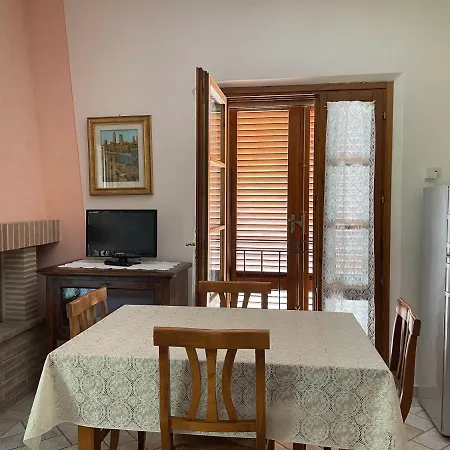 منزل ريفي Casa Le سان جيمينيانو